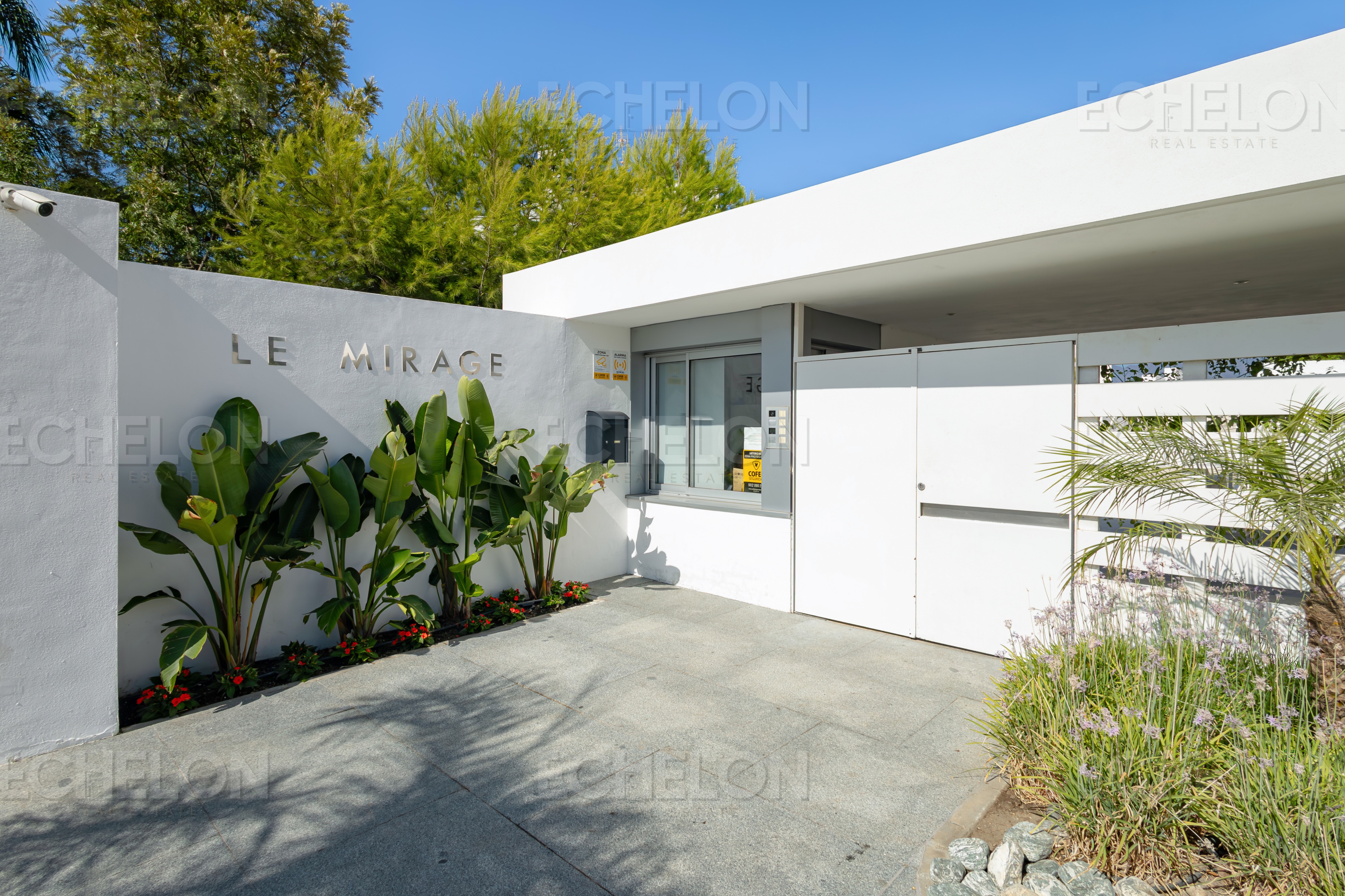 Chic Duplex Penthouse in Cancelada's Coveted ‘Le Mirage’