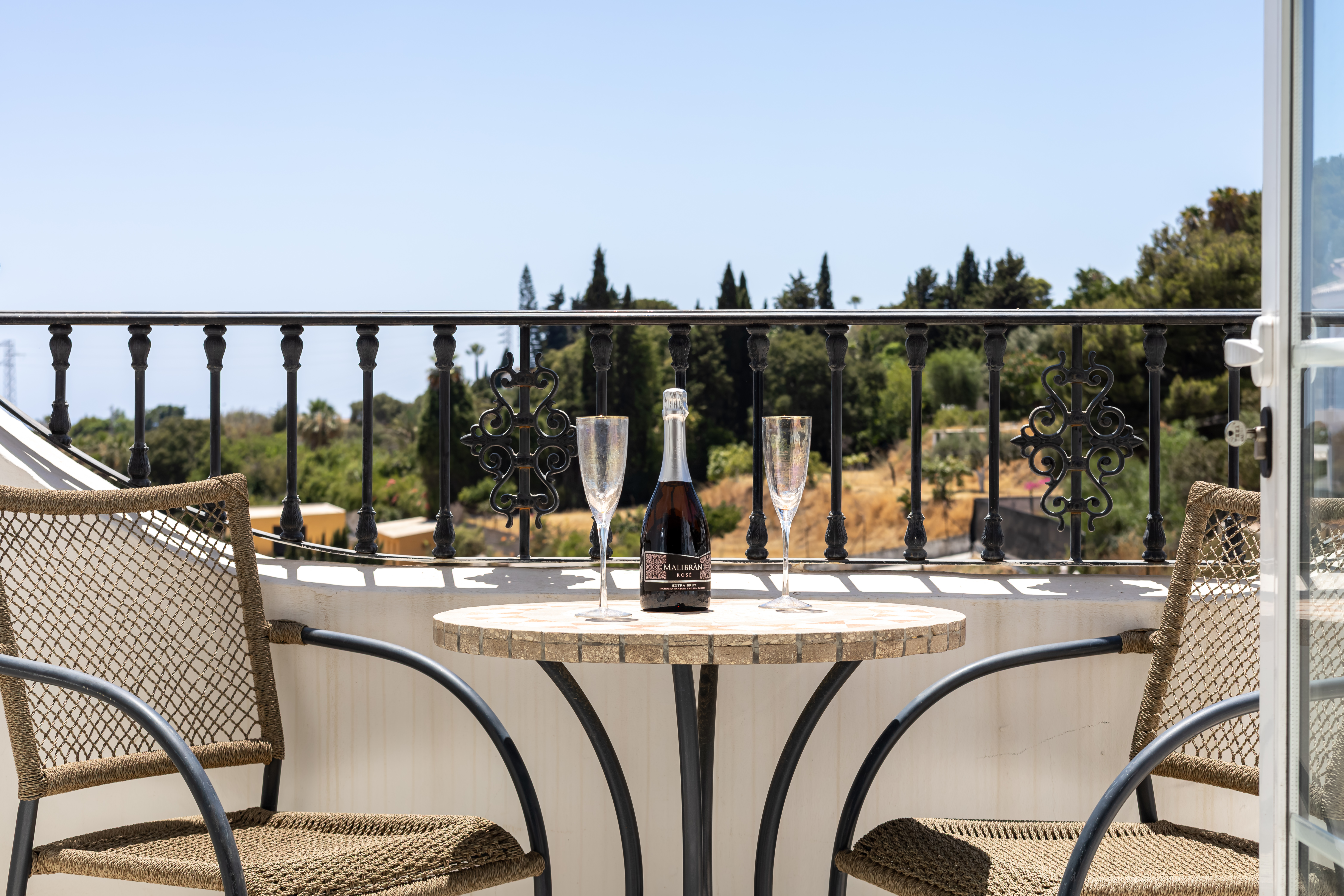 Elegant 4 Bedroom Duplex with Solarium and Sea Views in Vista Verde, Fuengirola