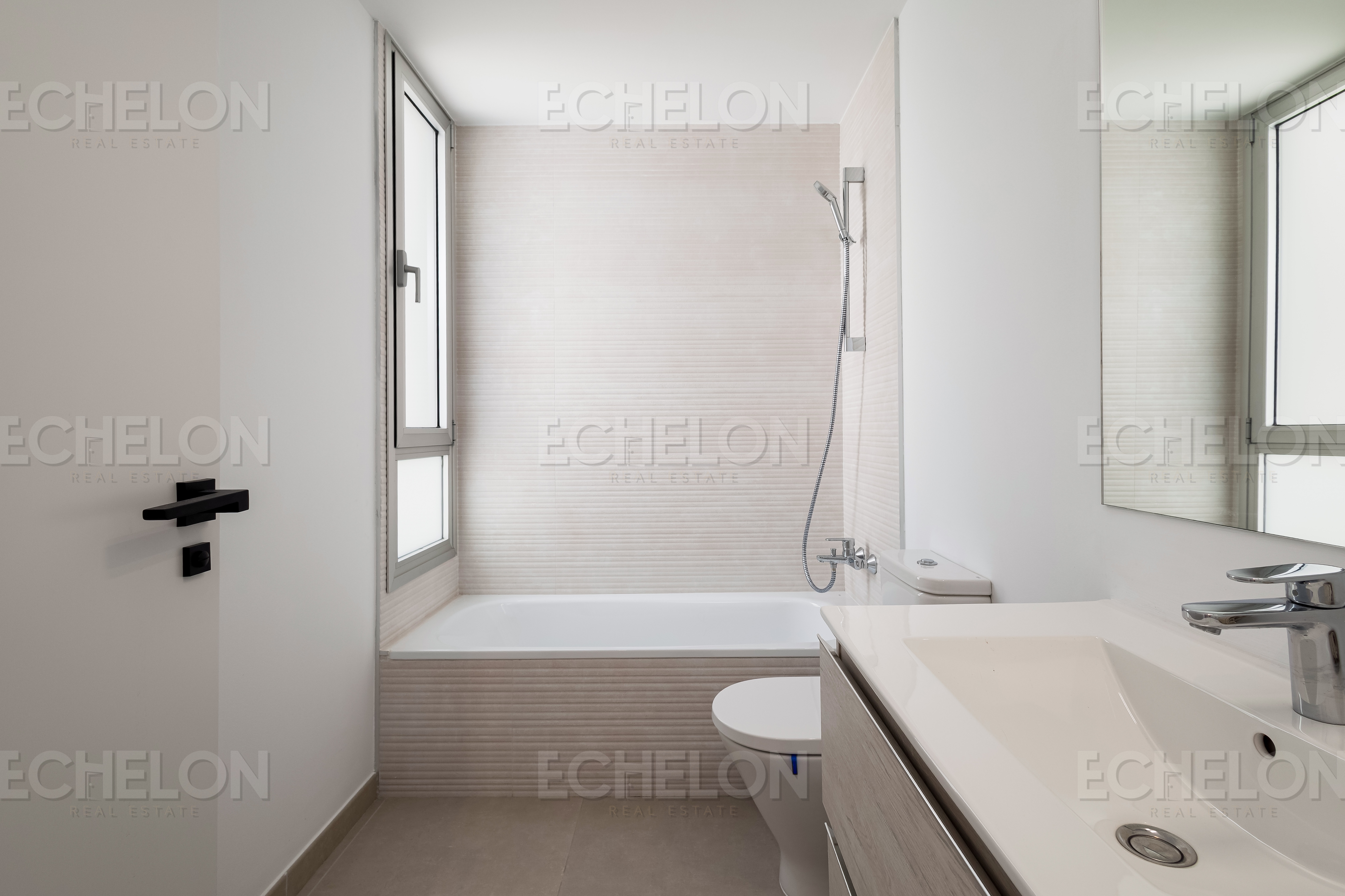 Modern Elegance in the Heart of the New Golden Mile – 3 Bedroom Apartment in Cancelada, Estepona